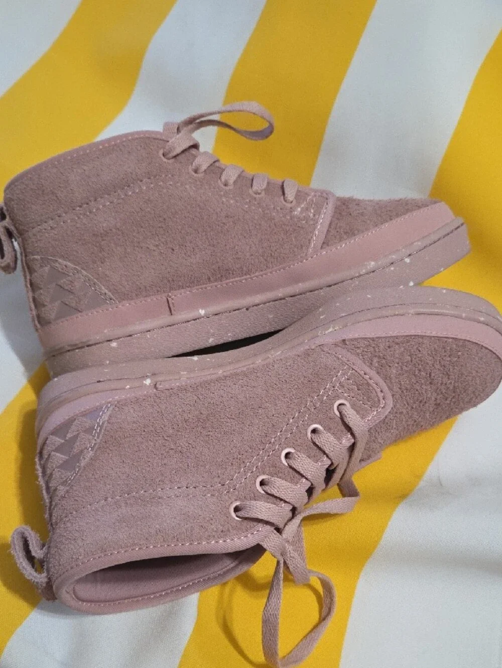 So ILL Chukka - Dirty Pink Jason Momoa Sneakers 6.5